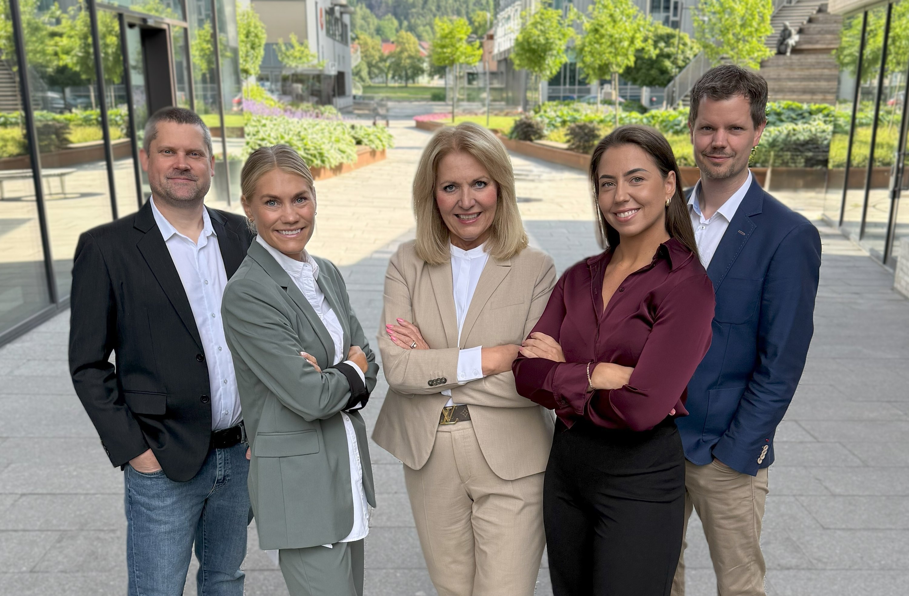 20250625_073844564_iOS2